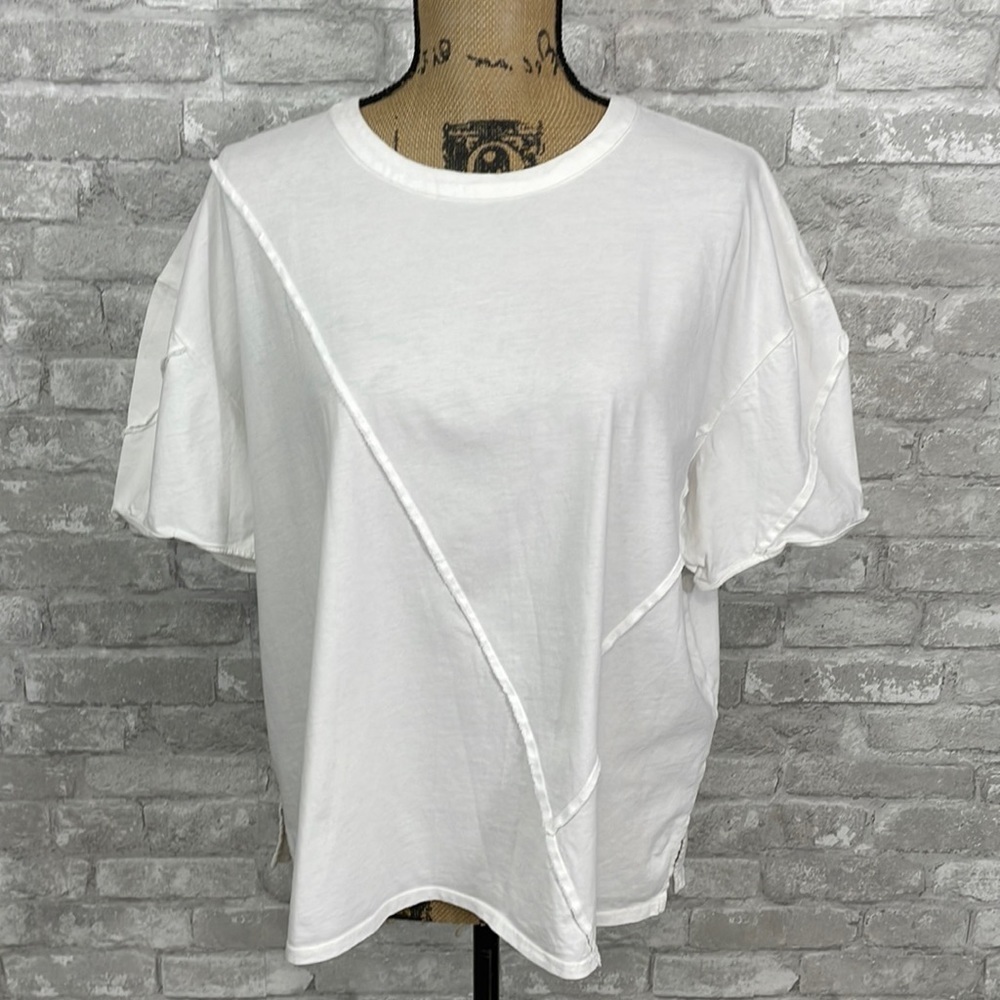 525 America Exposed Seam Design Top